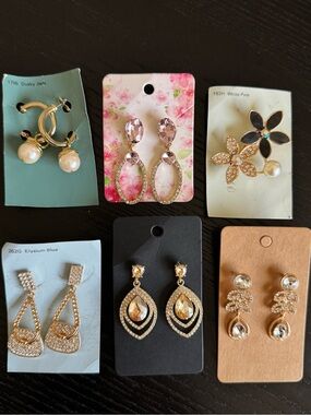 Gold and Pearl Dangle Earrings - Pearl & Gold Tones- lot